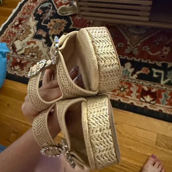 Gianni Bini basketweave platforms - Picture 5 of 6